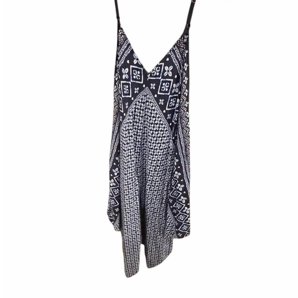 Tommy Bahama Navy and White Rayon Dress S/M P/M - Picture 2 of 6